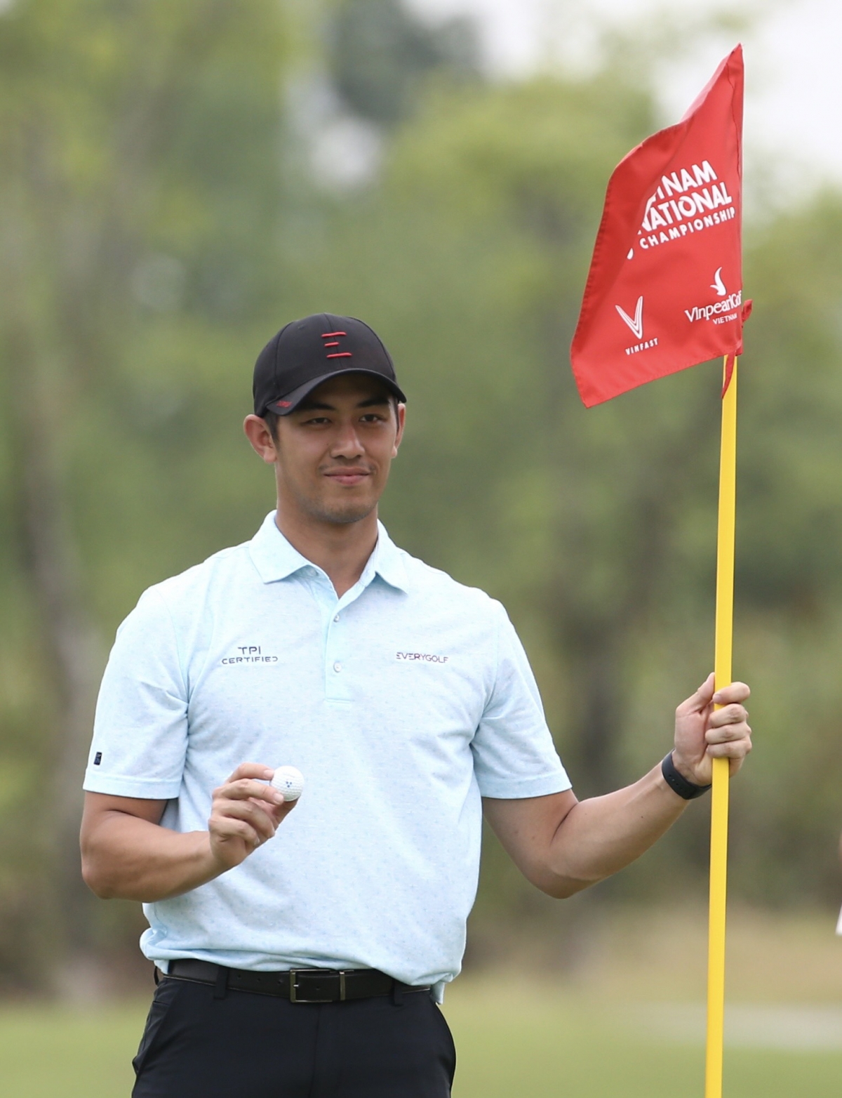 VĐV Nguyễn Huy Thắng có điểm HIO đầu tiên sau 14 năm chơi golf