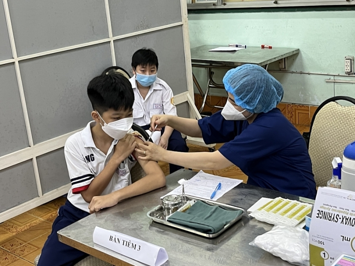 Đã có hàng chục nghìn trẻ em dưới 12 tuổi được tiêm vaccine phòng Covid-19