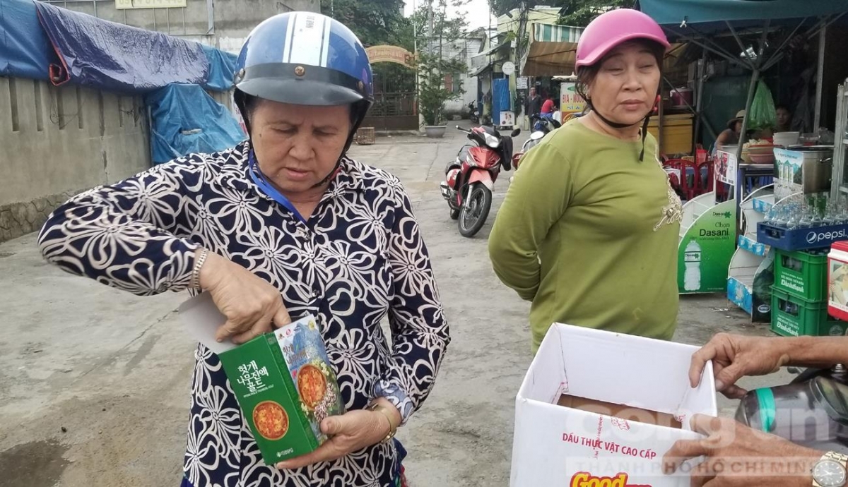Người cao tuổi nhận ra bị lừa thì đã muộn