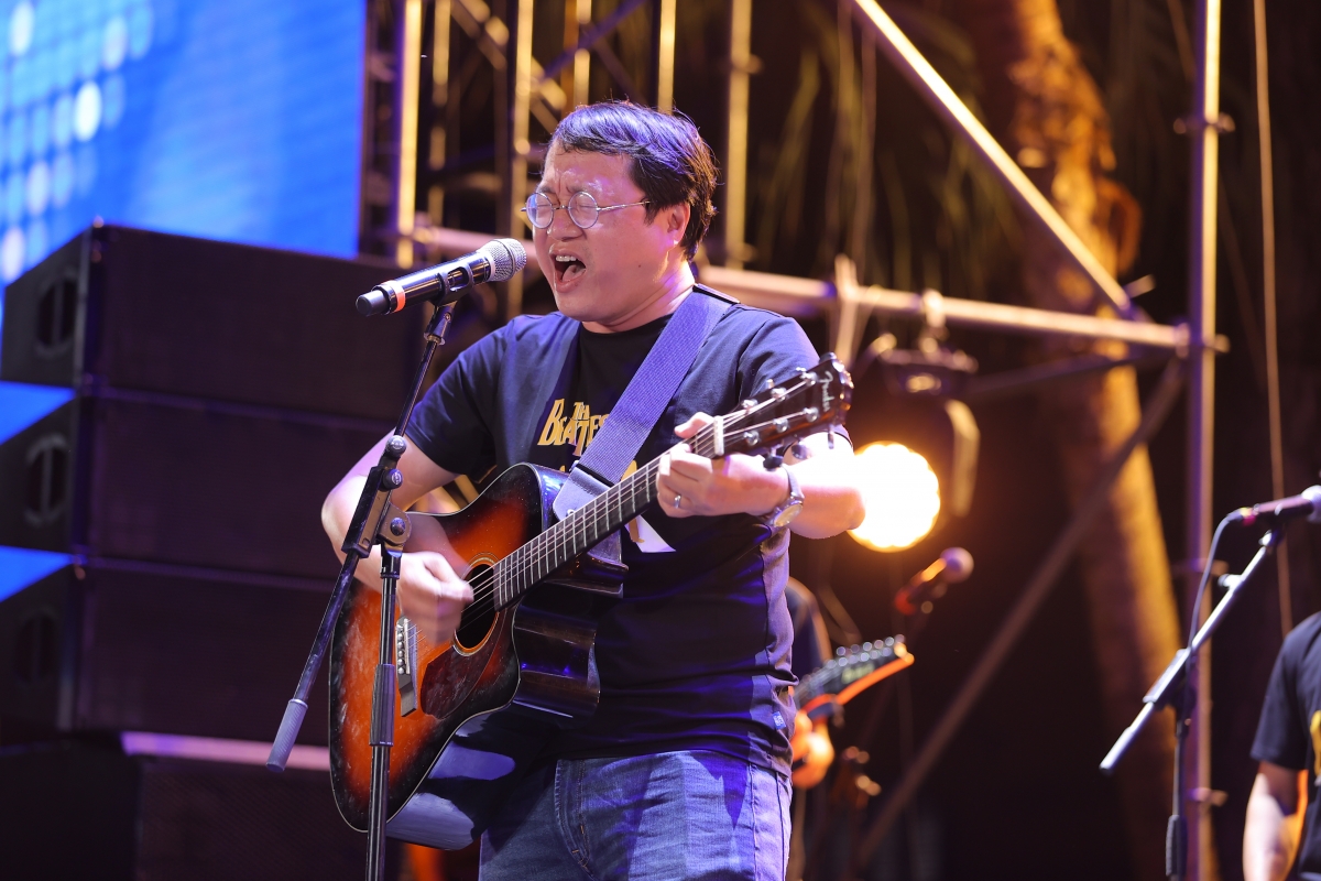 Không thể không nhắc đến giọng ca Trần Thanh Tùng - Tùng John