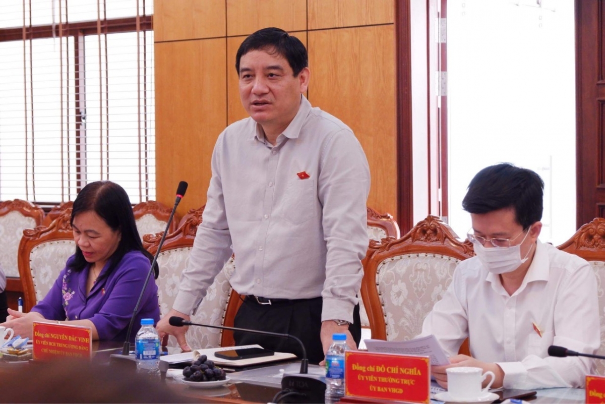 Đồng chí Nguyễn Đắc Vinh - UVBCH TW Đảng, Chủ nhiệm Uỷ ban Văn hóa, Giáo dục của Quốc hội phát biểu tại cuộc làm việc với Trường Đại học Giao thông Vận tải
