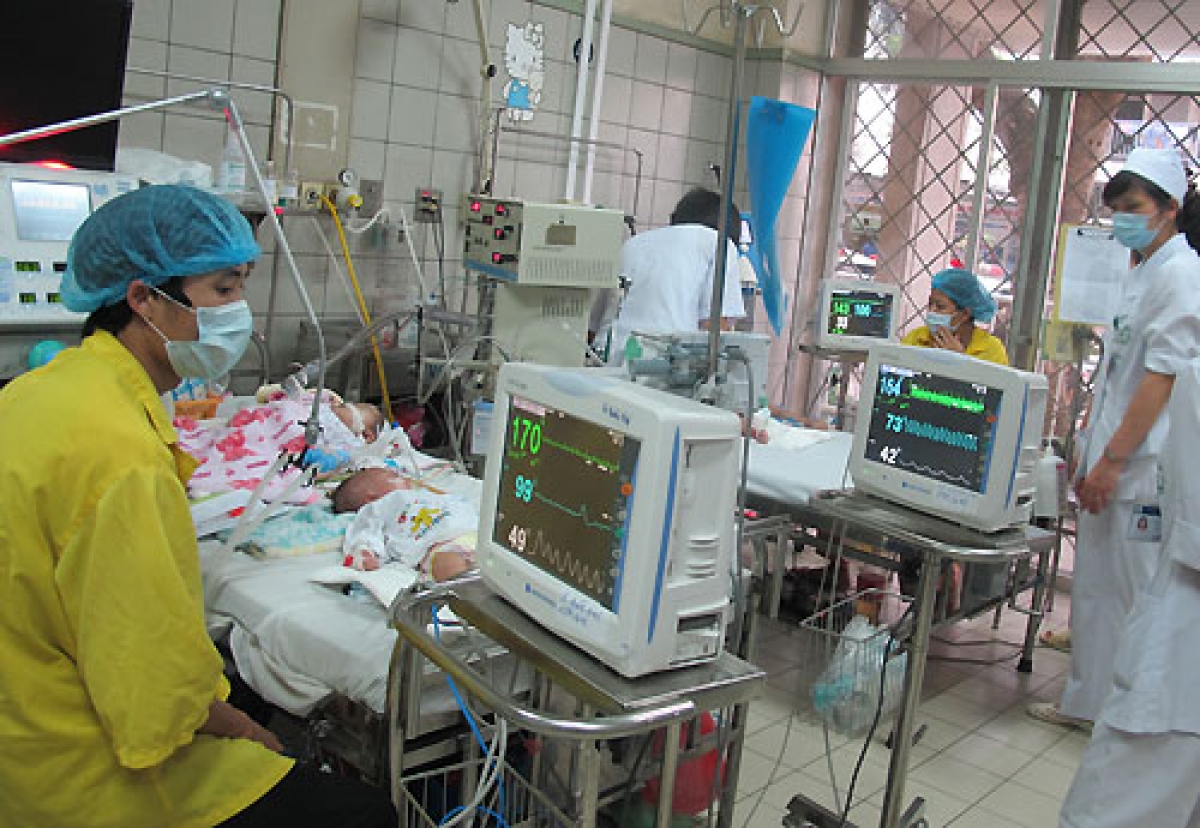 Nhiều trẻ nhập viện khi đã có tổn thương phổi nặng