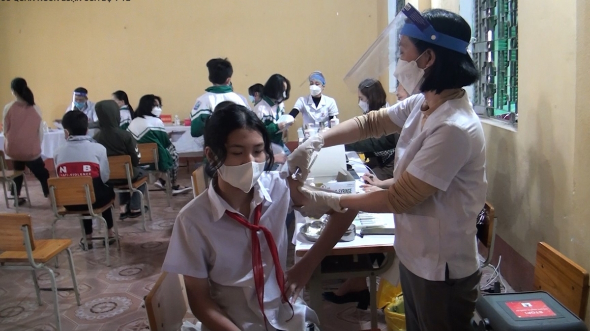 Vaccine được sử dụng để tiêm cho trẻ em từ 6 đến dưới 12 tuổi đợt này là Moderna (0,25ml/liều).