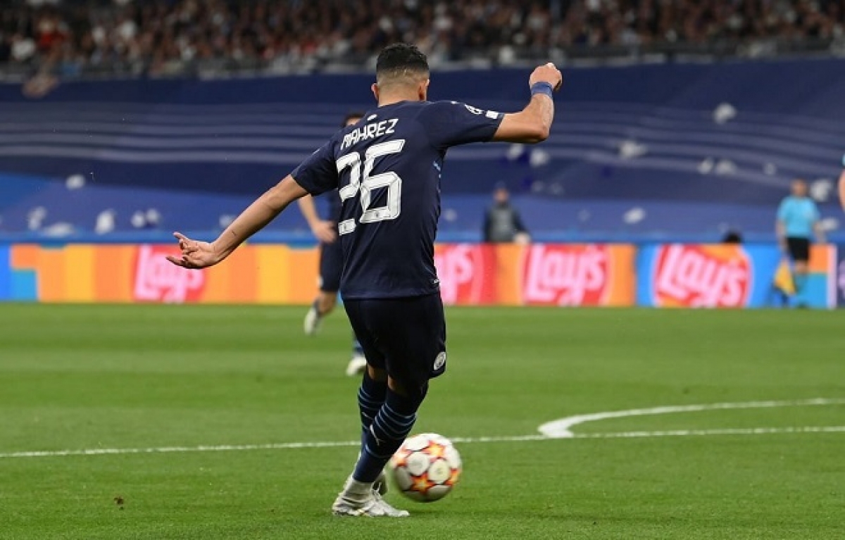 Riyad Mahrez mở tỷ số cho Man City (Ảnh: Internet)