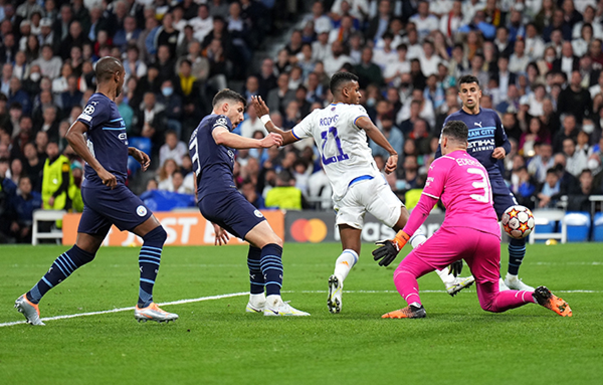 Rodrygo gỡ hòa 1-1 cho Real (Ảnh: Internet)