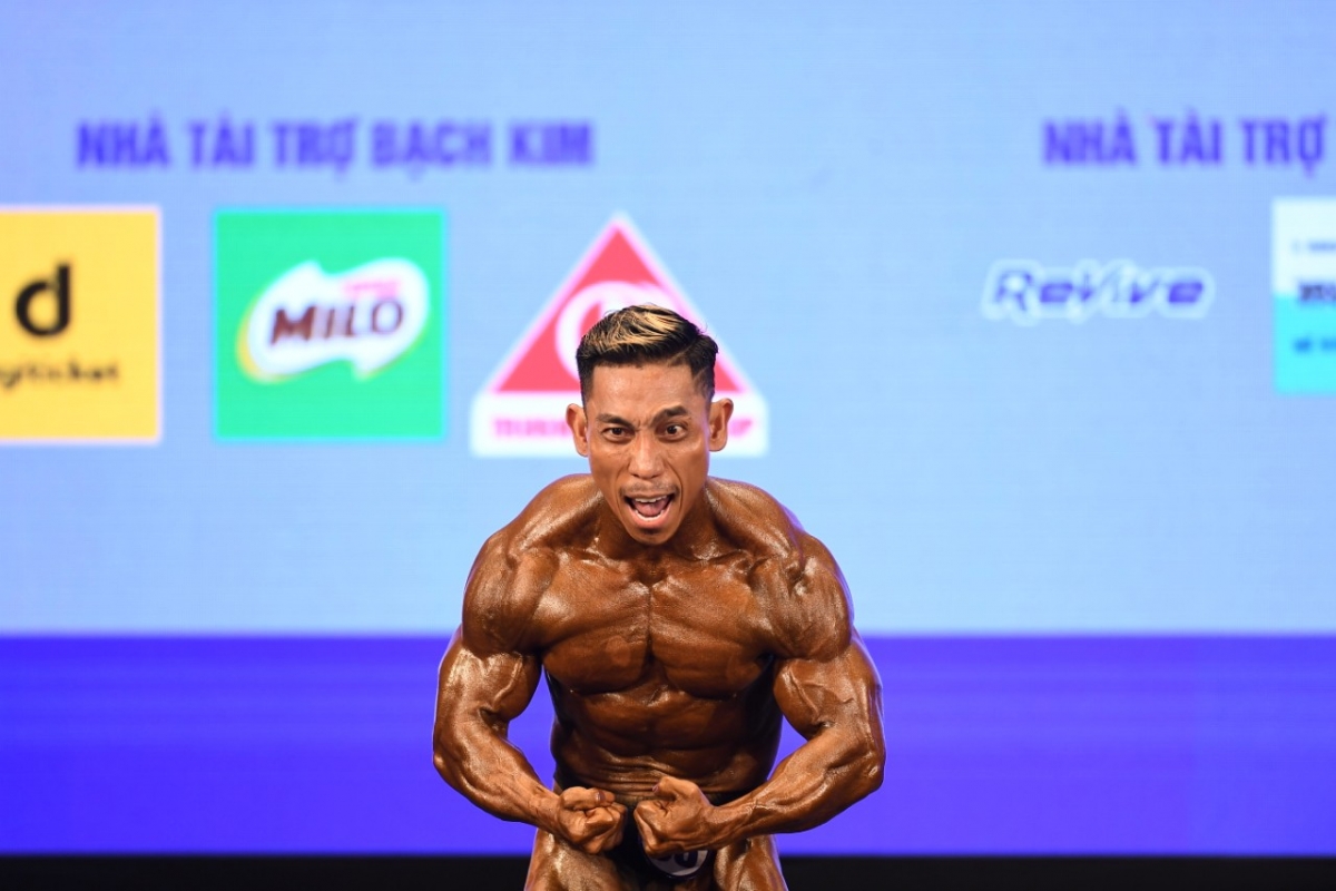 VĐV Phạm Văn Mách tiếp tục giành HCV SEA Games ở tuổi 46