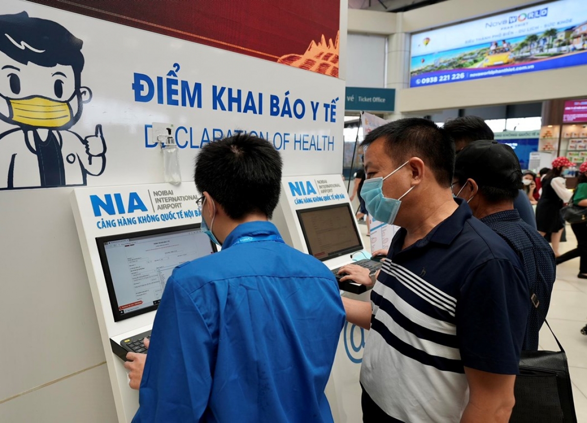 Tất cả các hoạt động di chuyển nội địa, nơi công cộng, nhà hàng... không phải khai báo y tế