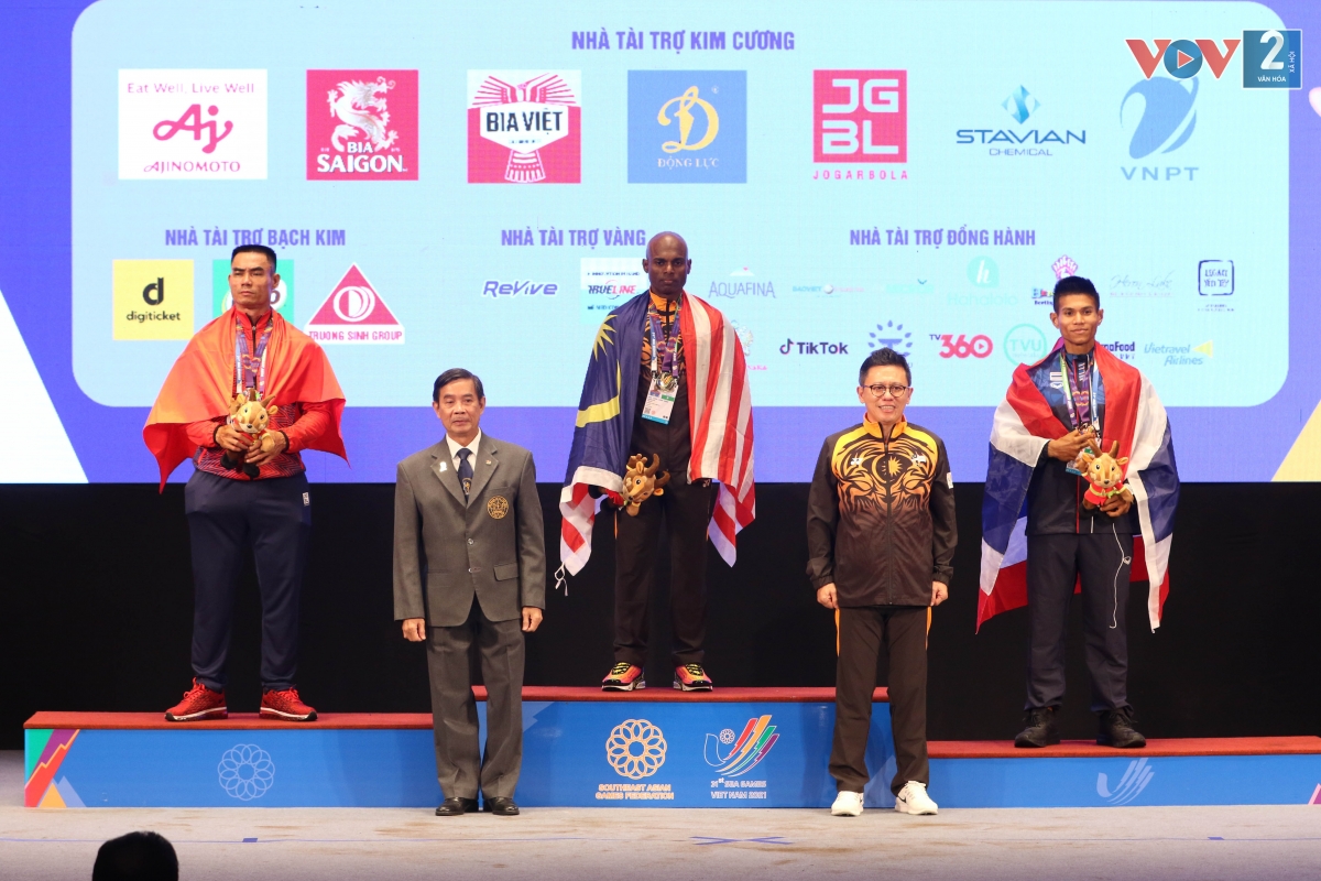 Vận động viên Mohd Mahen từ Malaysia đã xuất sắc hơn để có vị trí cao nhất.