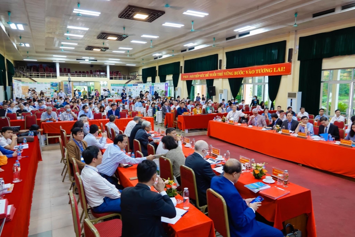 Toàn cảnh hội thảo