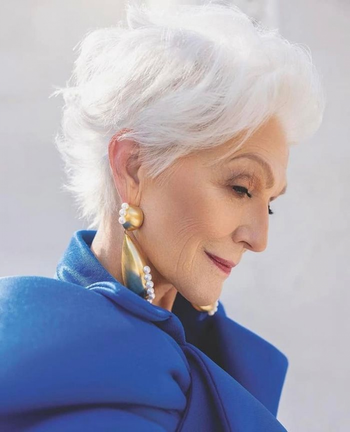 Maye Musk hiện đã U80 và vẫn là chân dài đắt show,
thường xuất hiện trên tạp chí và sàn thời trang. Ảnh: FB Maye Musk
