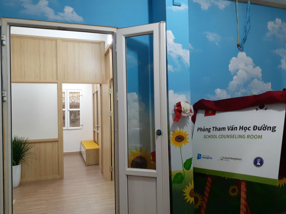 Phòng tham vấn tâm lí học đường cần tạo được cảm giác ấm cúng, an toàn và tin cậy. Ảnh: Internet