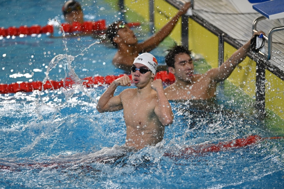 Kình ngư Huy Hoàng, một trong những VĐV xuất sắc của thể thao Việt Nam tại SEA Games 31