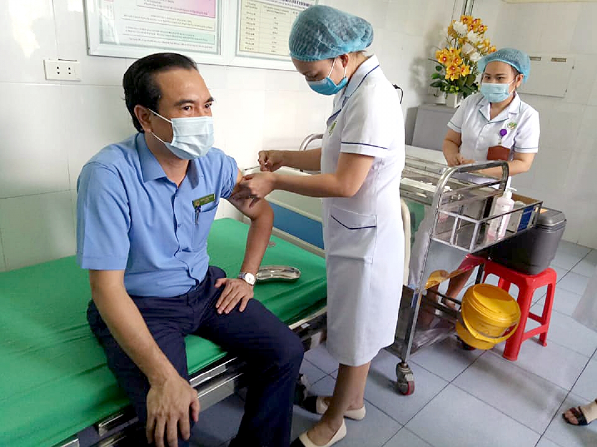 Nhiều địa phương không tiêm hết số vaccine được phân bổ