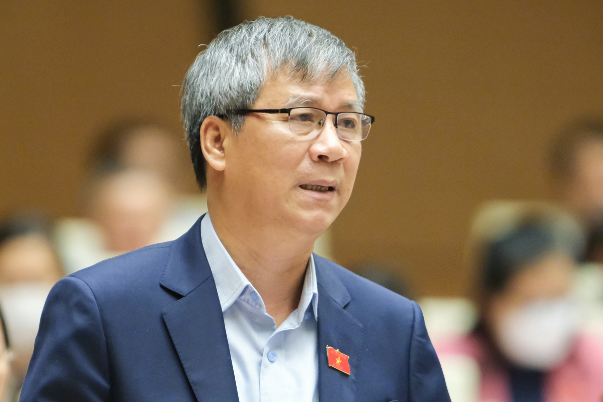 Đại biểu Nguyễn Anh Trí ( đoàn ĐBQH TP Hà Nội) tranh luận tại phiên chất vấn ngày 9/6/2022 Ảnh:quochoi.vn