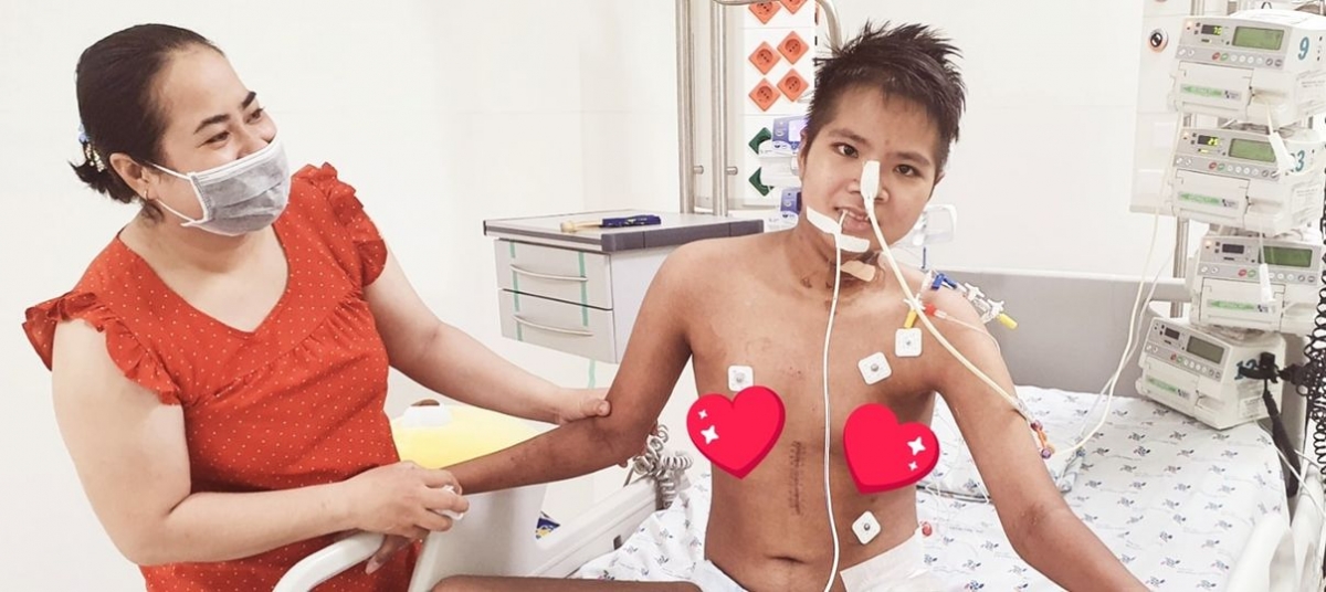 Sau 5 tháng điều trị, bệnh nhi đang dần hồi phục. Ảnh: BV Nhi đồng TP