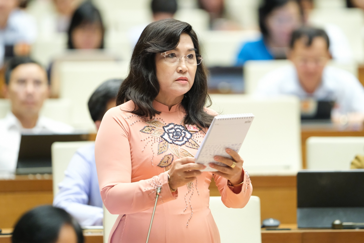 Đại biểu Nguyễn Thị Kim Bé ( đoàn ĐBQH tỉnh Kiên Giang) Ảnh: quochoi.vn