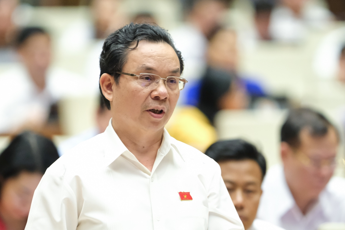 Đại biểu Hoàng Văn Cường ( đoàn Hà Nội) Ảnh: quochoi.vn