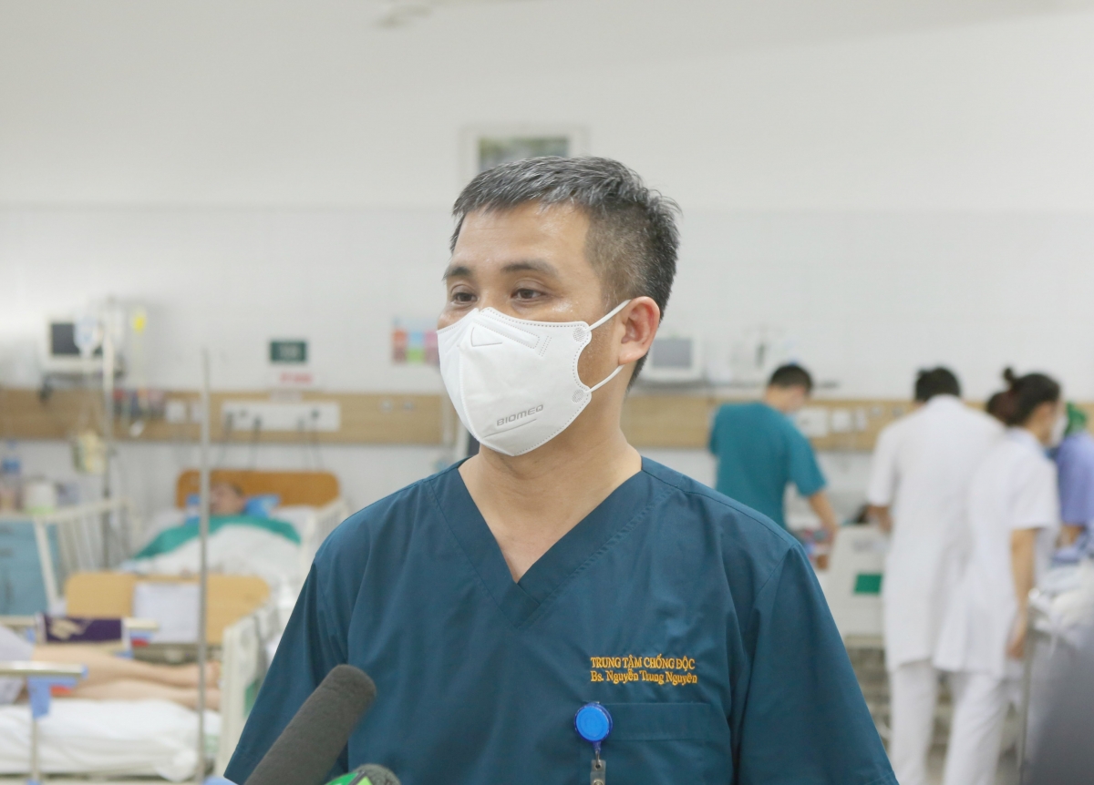 BS Nguyễn Trung Nguyên khuyến cáo bà con không sử dụng bột ngô cũ làm bánh để phòng ngộ độc