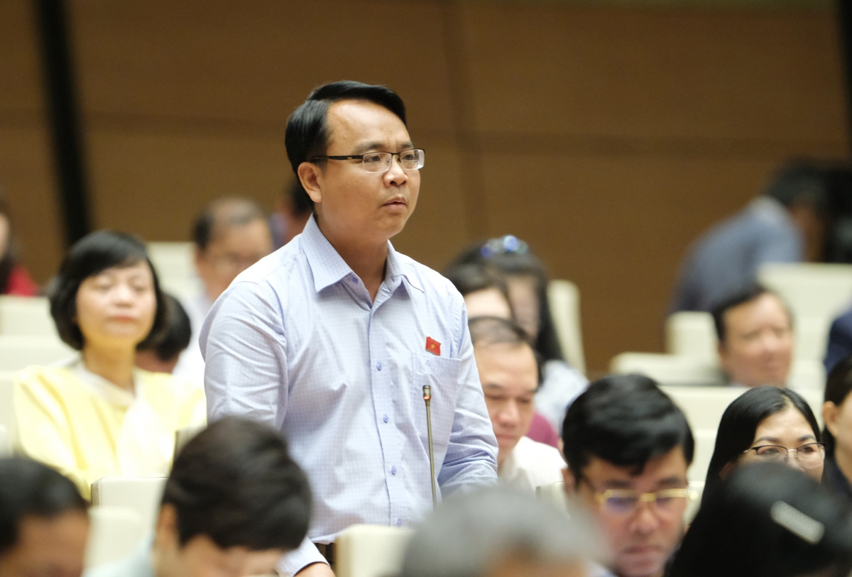 Đại biểu Đặng Hồng Sỹ ( đoàn ĐBQH tỉnh Bình Thuận) Ảnh:quochoi.vn