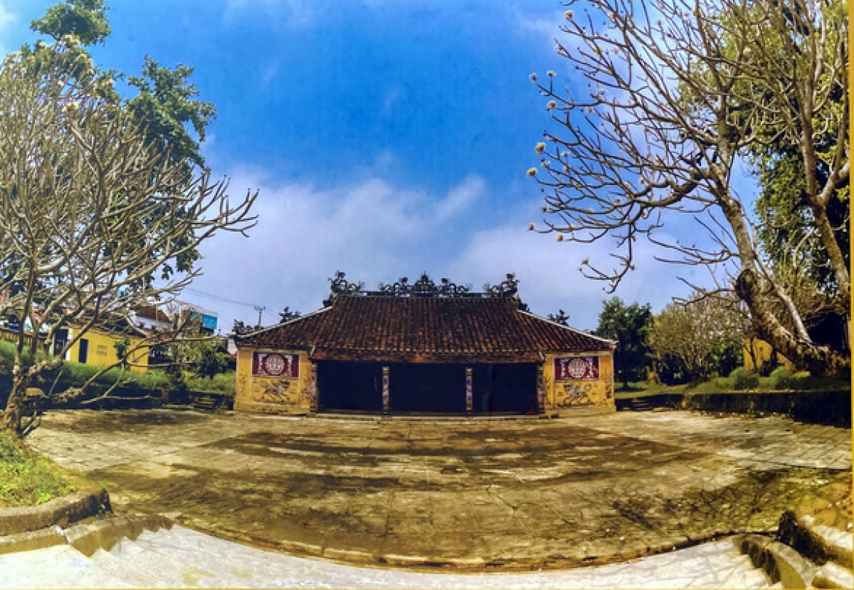 Đình làng Dương Nỗ