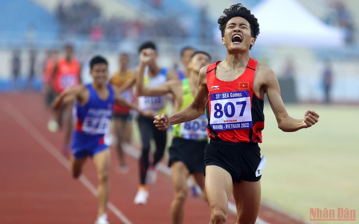Giải Nhất: "Về đích" - Tác giả Trương Anh Đức