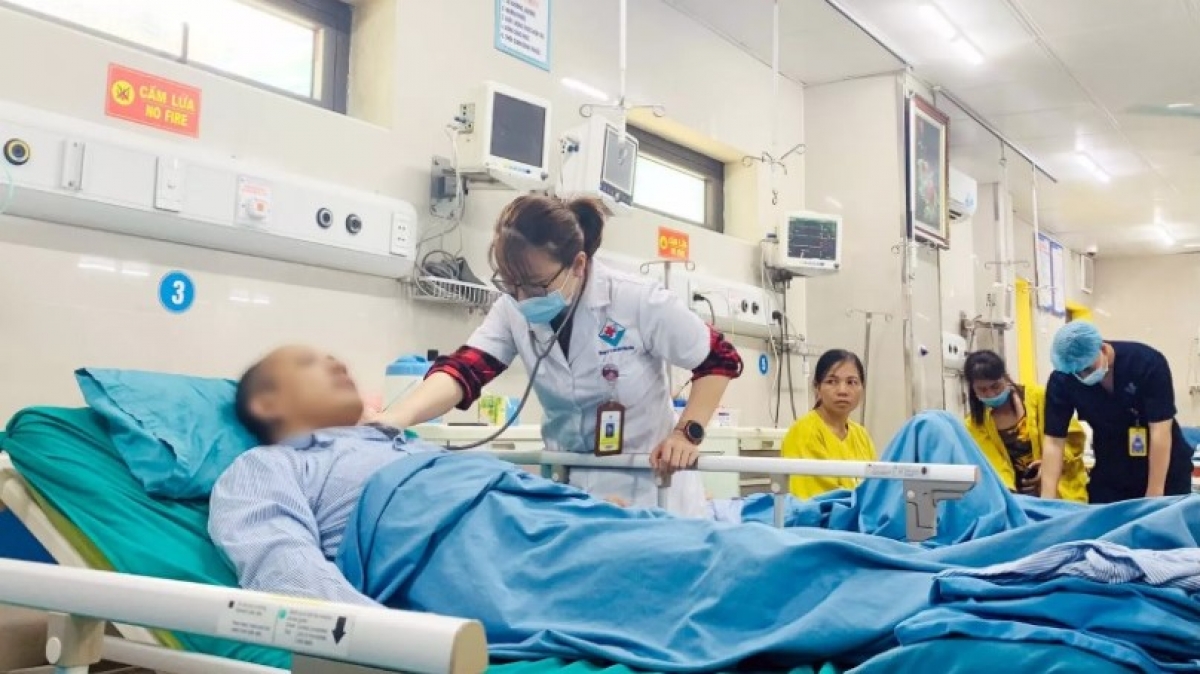 Bệnh nhân T. đã qua cơn nguy kịch sau khi bị ong vàng đốt