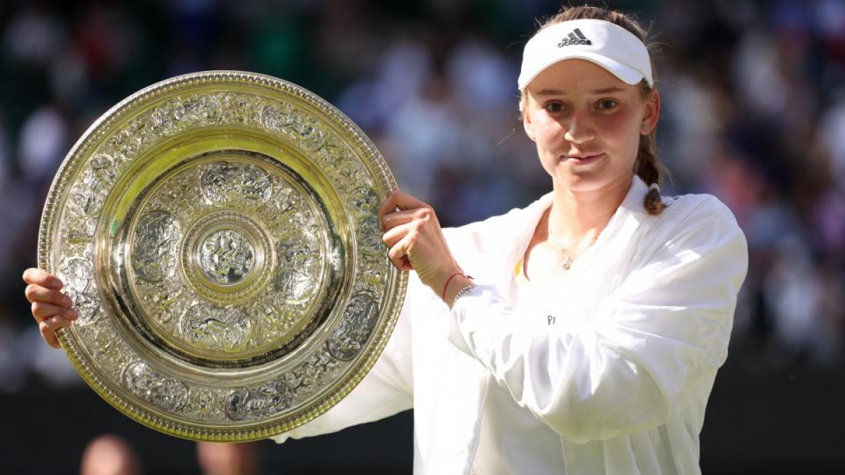 Rybakina vô địch đơn nữ Wimbledon trong lần đầu tiên góp mặt ở một trận chung kết Grand Slam.