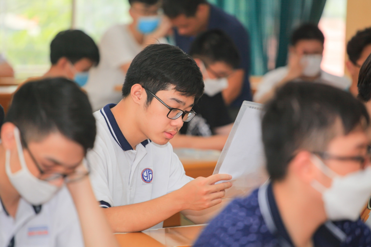 Kỳ thi đánh giá tư duy được tổ chức sau hơn một tuần diễn ra kỳ thi tốt nghiệp THPT năm 2022 nên phần nào giúp các thí sinh được nghỉ ngơi, lấy lại sức để có thể làm tốt bài thi đánh giá tư duy 
 