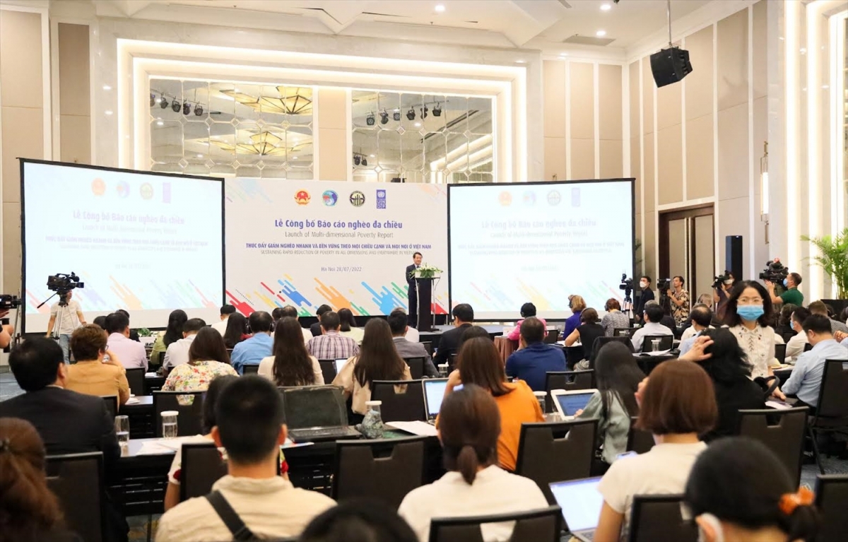 Toàn cảnh Lễ Công bố báo cáo nghèo đa chiều ở Việt Nam năm 2021