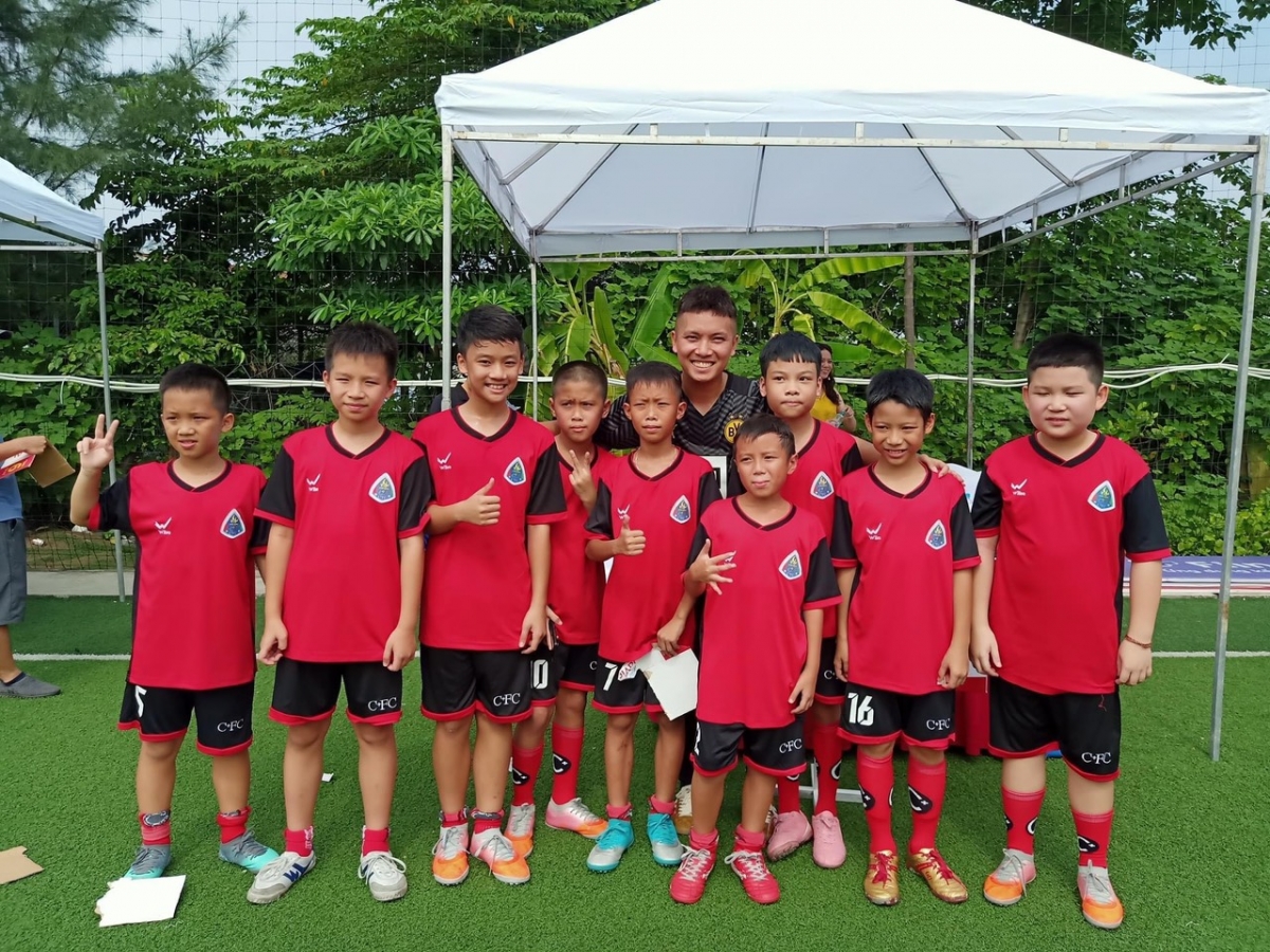 Niềm vui của các cầu thủ nhí khi tham dự Lotteria Challenge Cup 2022