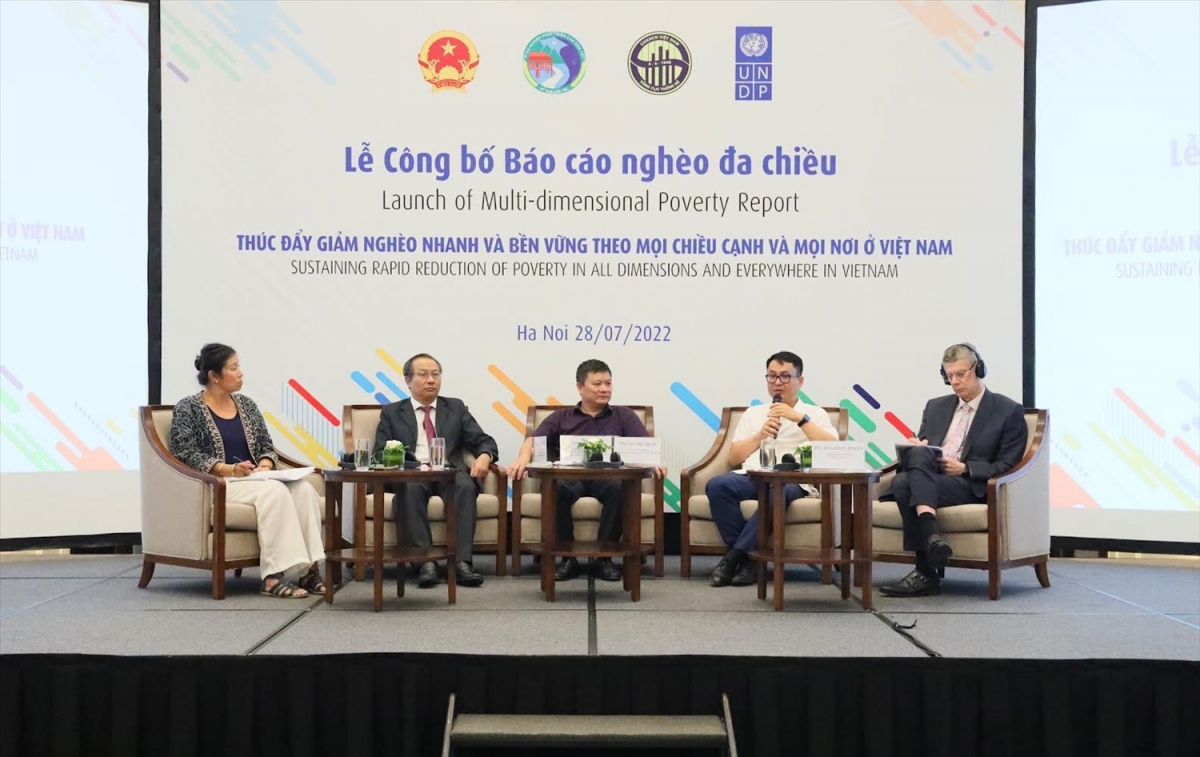 Các đại biểu tham gia thảo luận tại Lễ Công bố