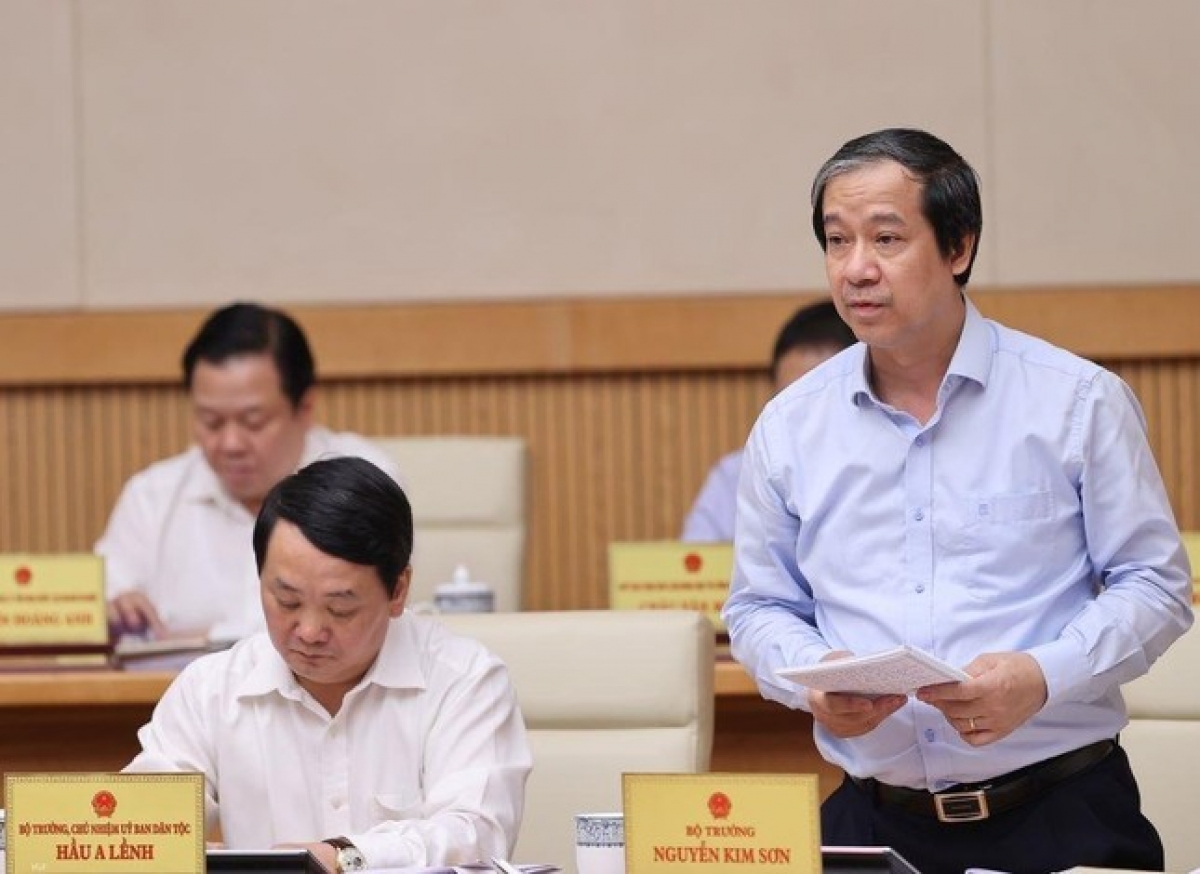 Bộ trưởng Nguyễn Kim Sơn phát biểu tại phiên họp (ảnh Nhật Minh)