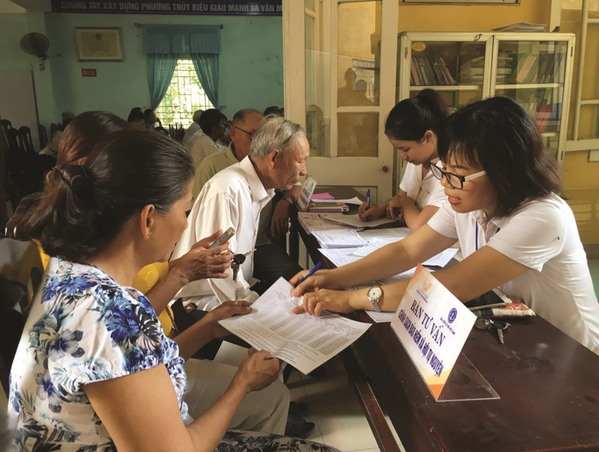 Nhiều người dân mong muốn tham gia bảo hiểm xã hội tự nguyện nhưng còn nhiều băn khoăn.