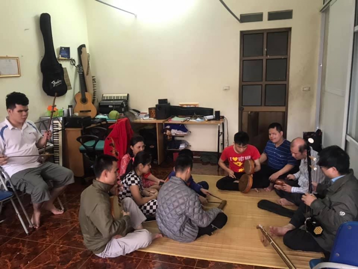 Trải qua bao nhiêu thăng trầm Chiếu xẩm Tâm Việt luôn đoàn kết, nhất tâm gìn giữ hát xẩm