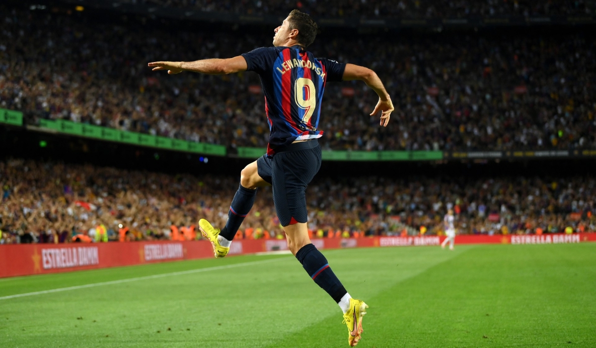 Robert Lewandowski đang thể hiện được giá trị của mình ở Barcelona (Ảnh: Internet)