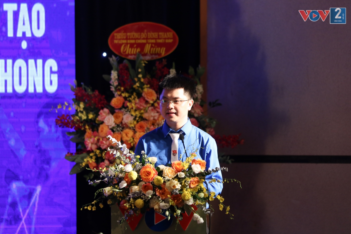 Anh Đỗ Anh Đức - Bí thư Đoàn TNCS Hồ Chí Minh VOV phát biểu nhận nhiệm vụ tại Đại hội Đoàn TNCS Hồ Chí Minh Đài Tiếng Nói Việt Nam, Khóa VIII, Nhiệm kỳ 2022-2027
