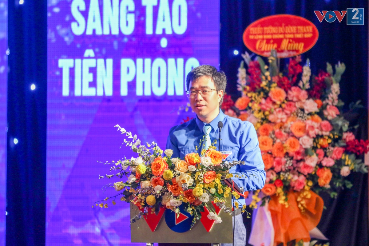 Anh Bùi Hoàng Tùng, Quyền Bí thư Đoàn Khối các cơ quan Trung ương dự và phát biểu tại Đại hội.