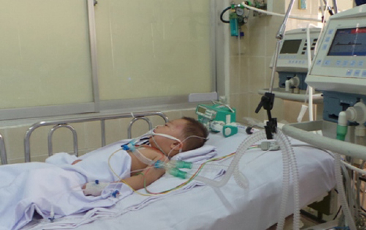 Trẻ nhỏ bị đột quỵ cần được phát hiện và cấp cứu sớm, tránh hậu quả đáng tiếc