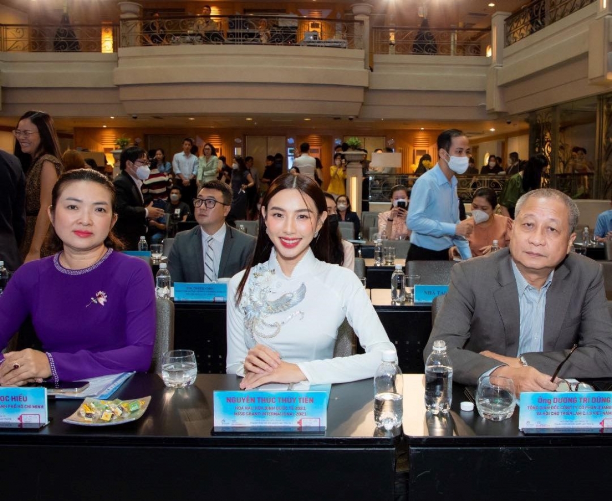 Hoa hậu Hòa bình Quốc tế 2021 Nguyễn Thúc Thùy Tiên là Đại sứ truyền thông Hội chợ Du lịch quốc tế TP. Hồ Chí Minh 2022. (Ảnh: BTC)