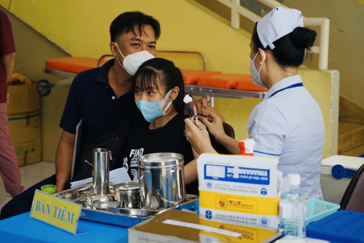 Tiêm vacine cho trẻ em ở TP.HCM. Ảnh: Kim Vân