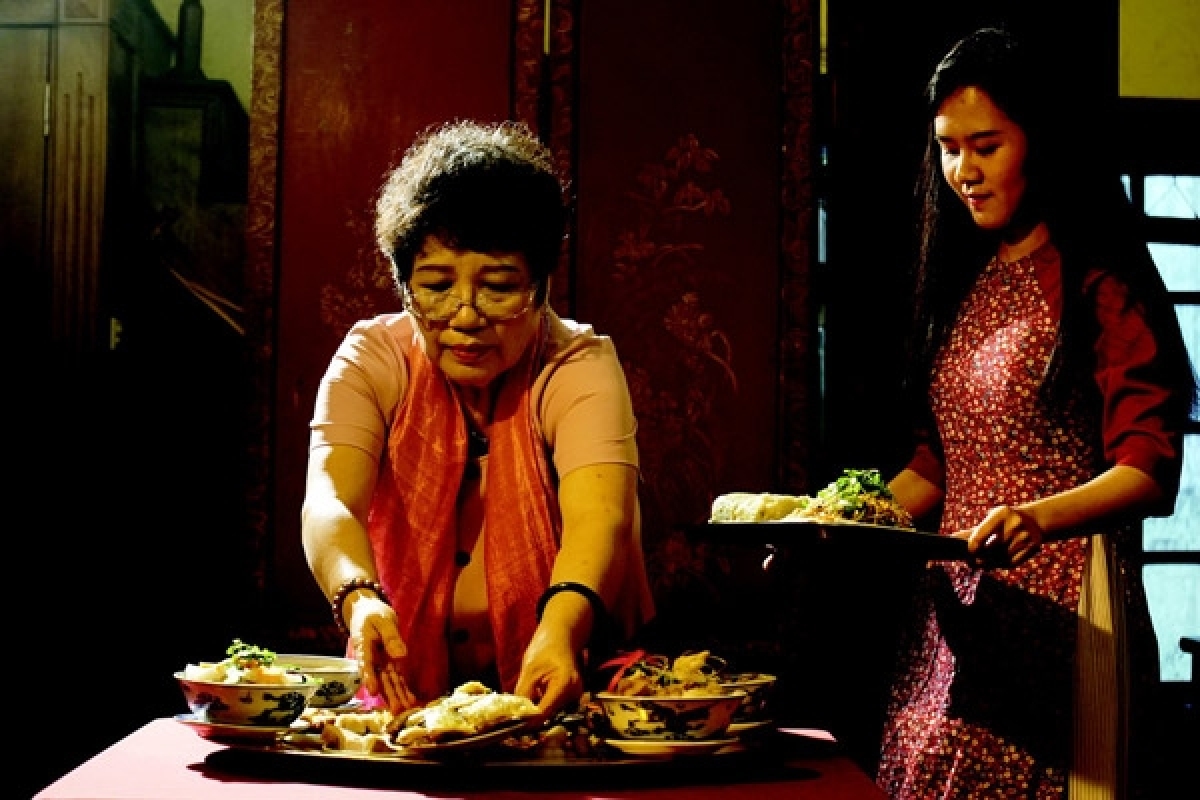 NNƯT Phạm Thị Ánh Tuyết (Hà Nội) được phong tặng danh hiệu NNND ở loại hình Tri thức dân gian