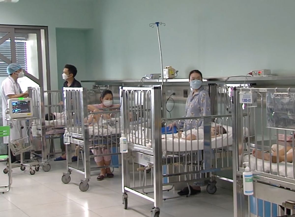 Các trường hợp bệnh nhi mắc adenovirus tiến triển nặng hoặc tử vong đều có bệnh lý nền trước đó