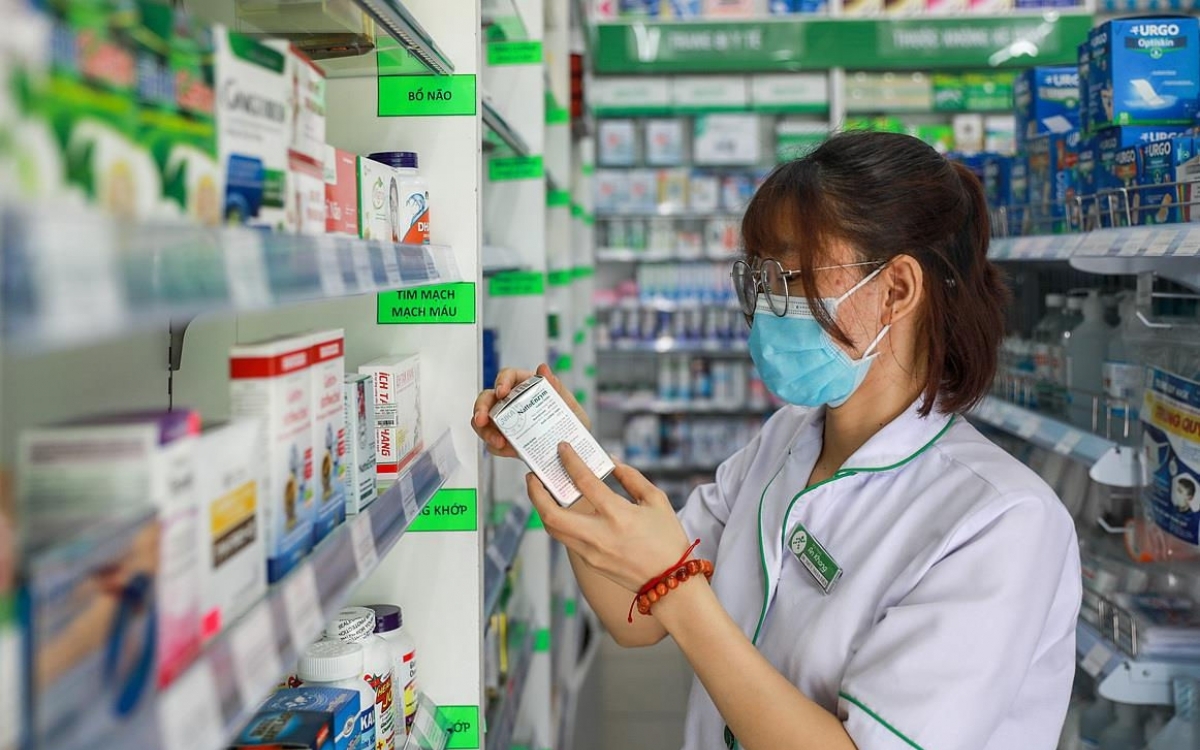 Hiện các cơ sở y tế gặp nhiều vướng mắc khi thực hiện đấu thầu thuốc, vật tư y tế