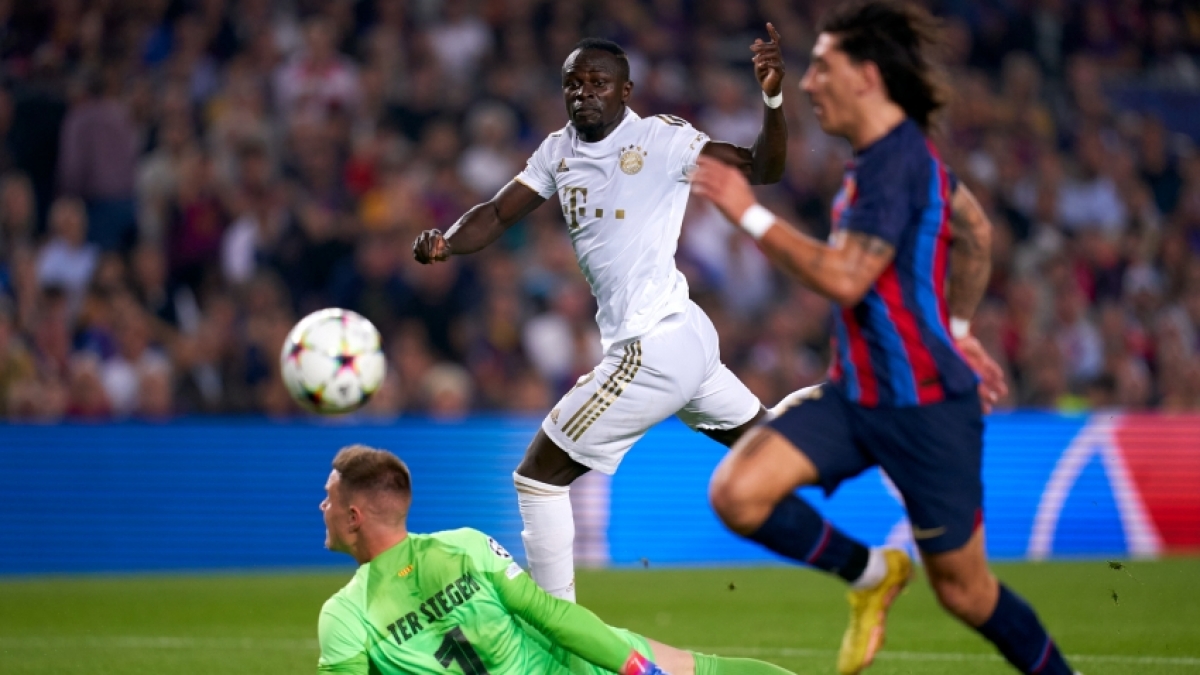 Sadio Mane mở màn cho chiến thắng của Bayern (Ảnh: Internet)