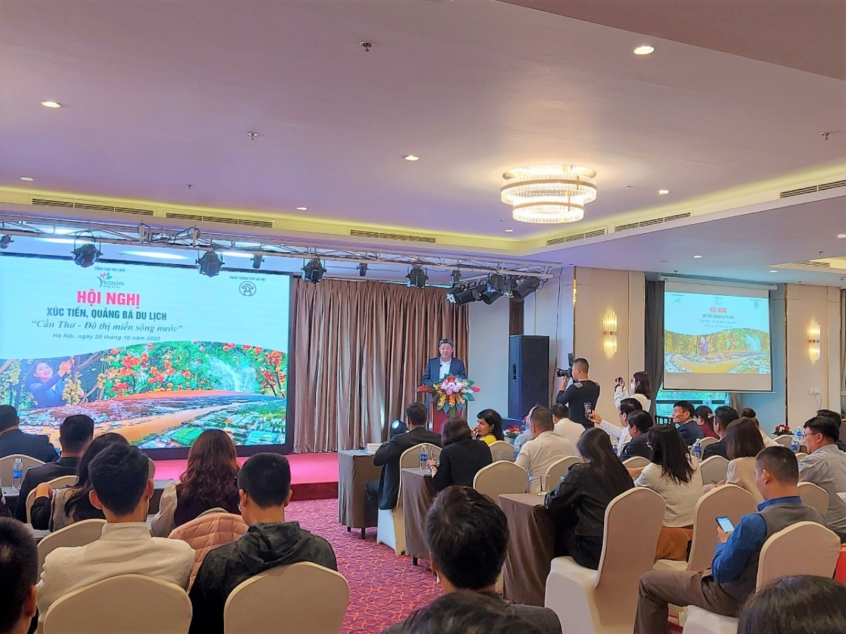 Ông Nguyễn Mạnh Quyền - Phó Chủ tịch UBND thành phố Hà Nội