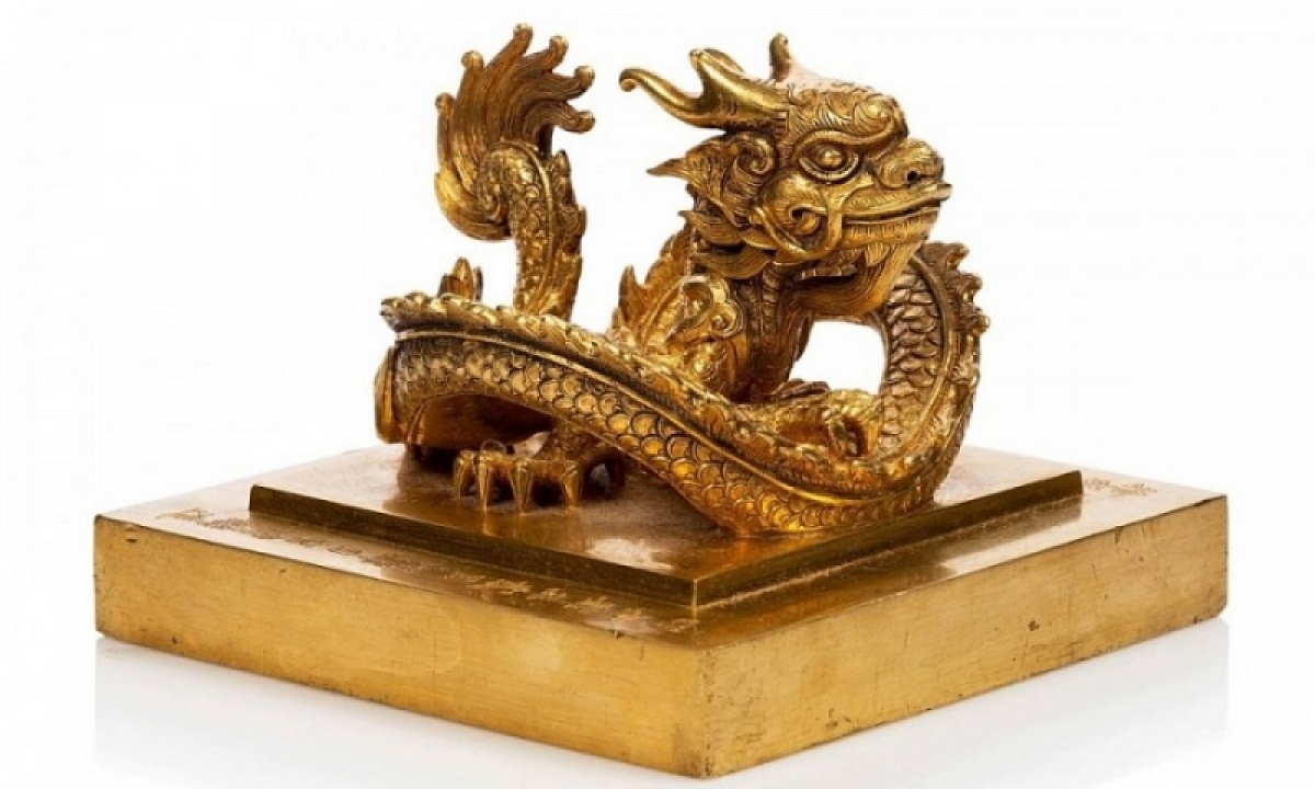 Ấn "Hoàng đế chi bảo". Ảnh MILLON.COM