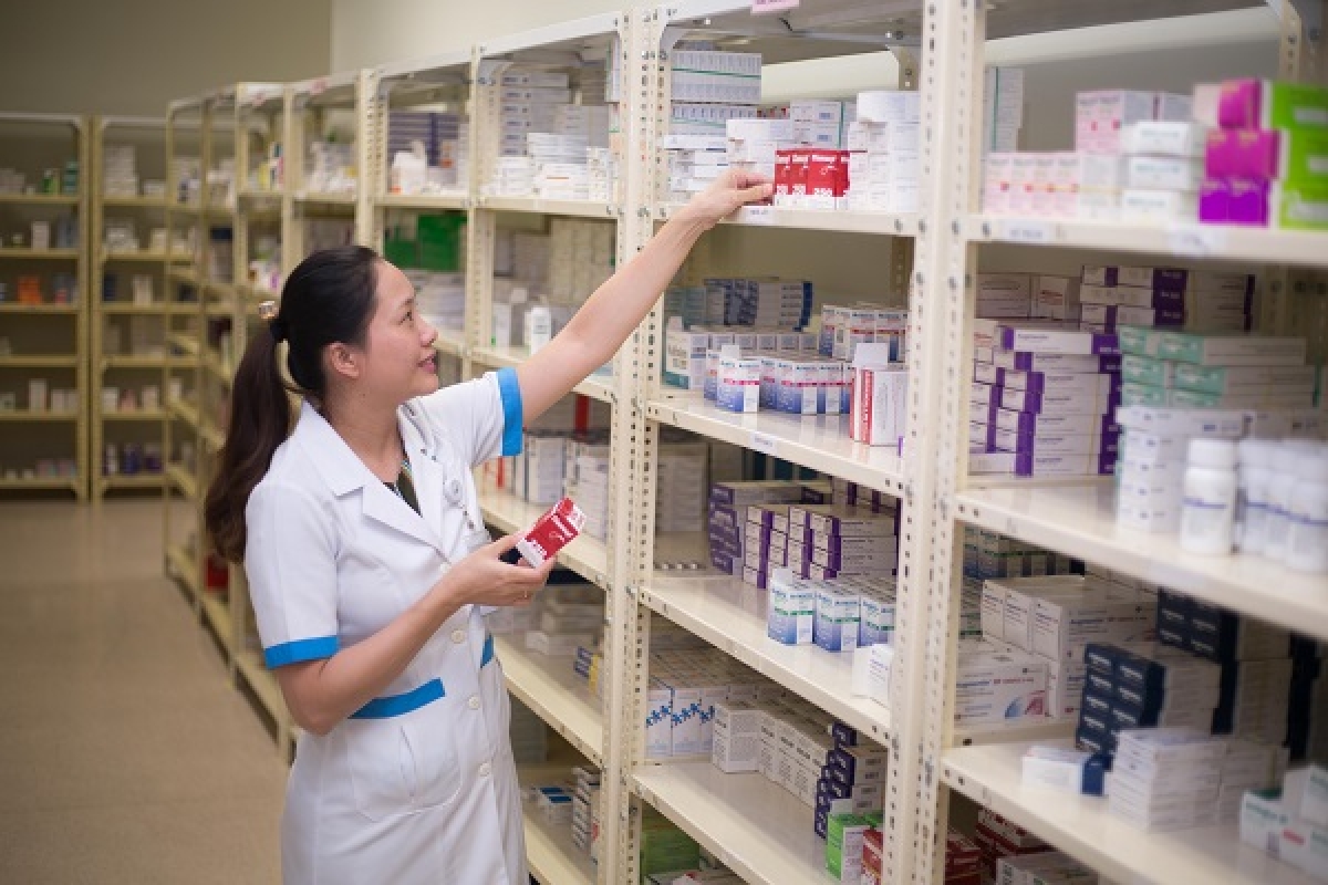 Các trường Đại học Dược đào tạo dược sĩ theo hướng nâng cao năng lực trong chăm sóc và điều trị