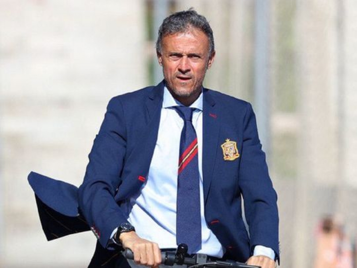HLV Luis Enrique khen ngợi các học trò và gửi tín hiệu chiến đấu tới đội tuyển Đức (Ảnh: Internet)