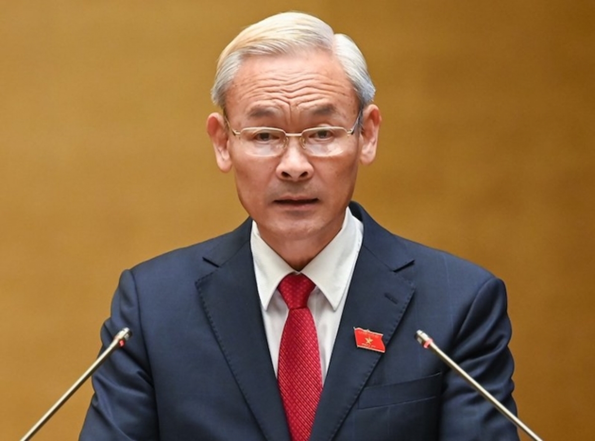 Chủ nhiệm Ủy ban Tài chính, Ngân sách của Quốc hội Nguyễn Phú Cường trình bày báo cáo thẩm tra dự án Luật Giá (sửa đổi).