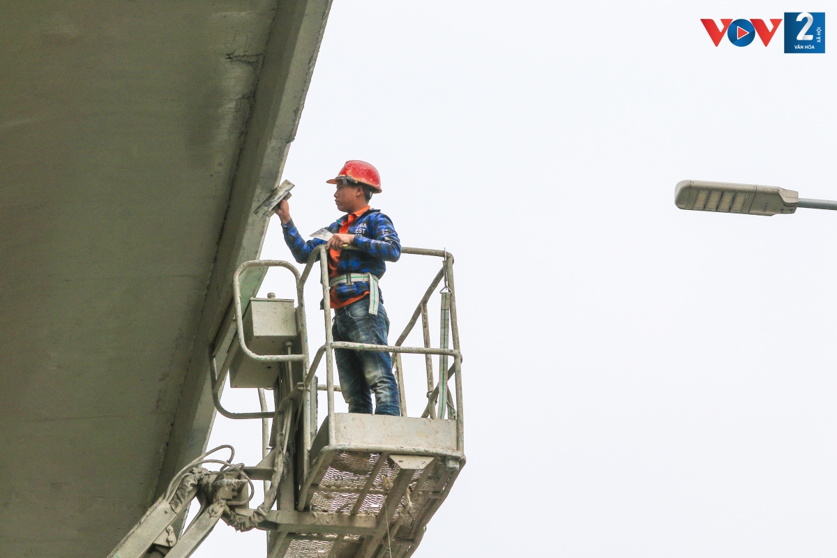 Theo ghi nhận của phóng viên VOV2, sau 4 năm thi công, đến nay các hạng mục đang ở những bước hoàn thiện cuối cùng.